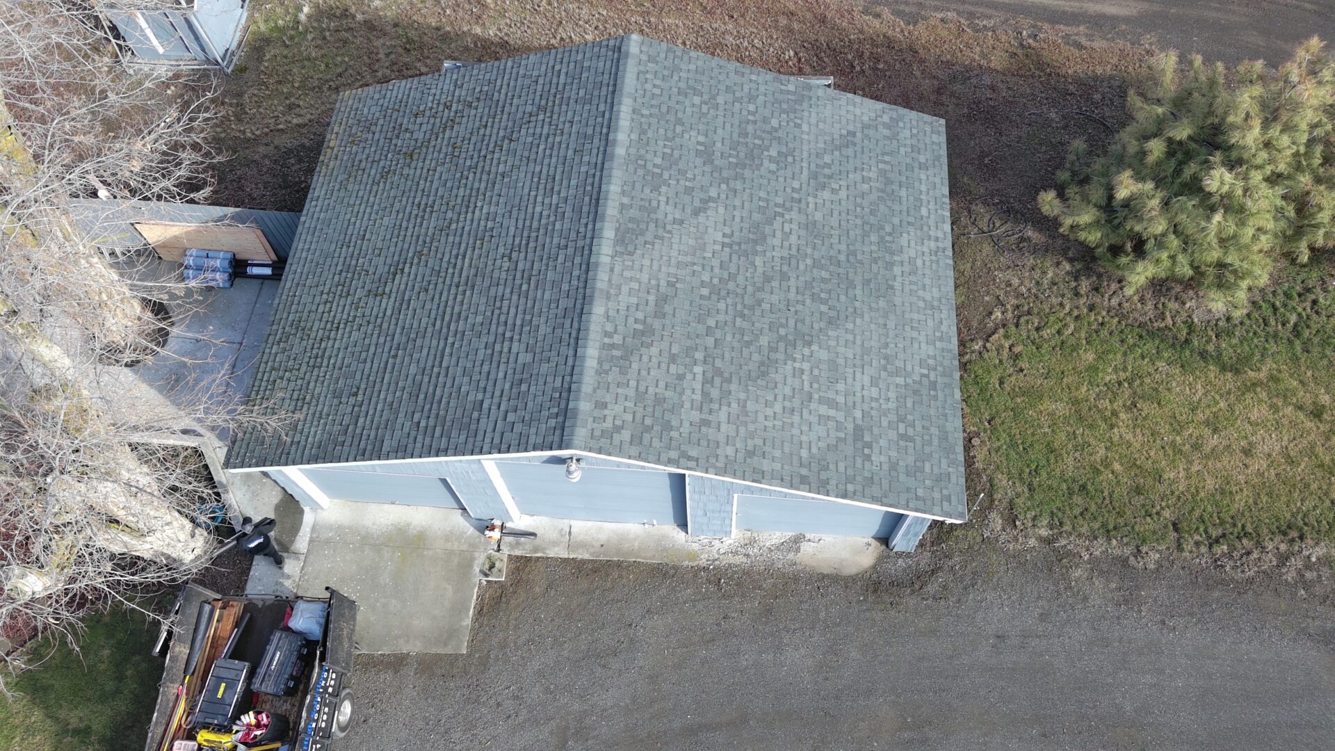 Roofing & Gutter Contractor