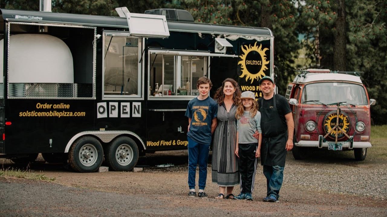 Food Truck Evening Pizza Cook – The Dalles
