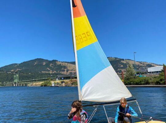 2 Sailboats Suitable for Children Great Fun