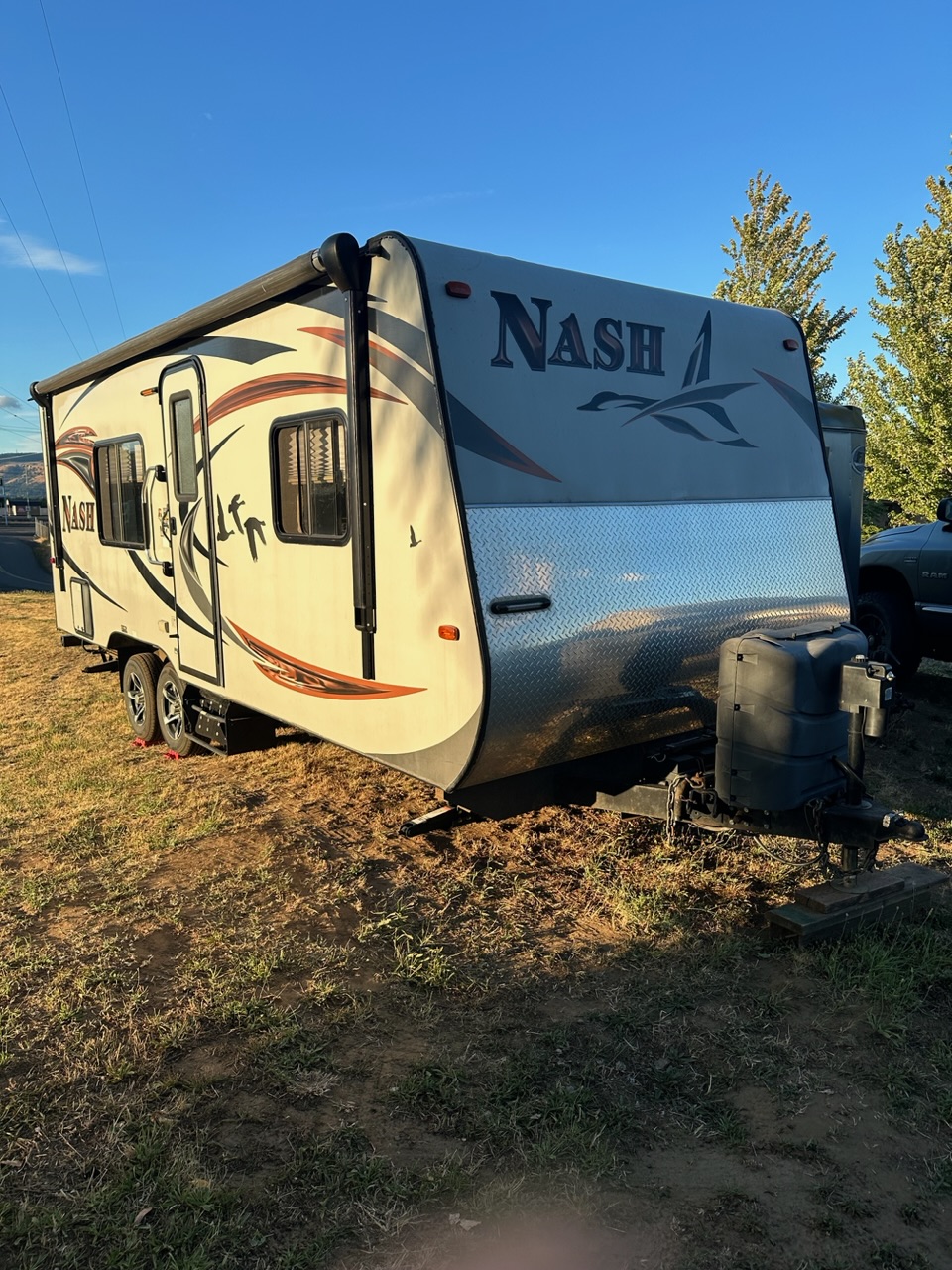 Nash Travel trailer 22G 2/7 update