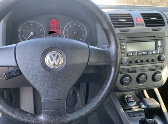 Volkswagen Jetta LOW MILES