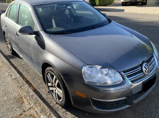 Volkswagen Jetta LOW MILES