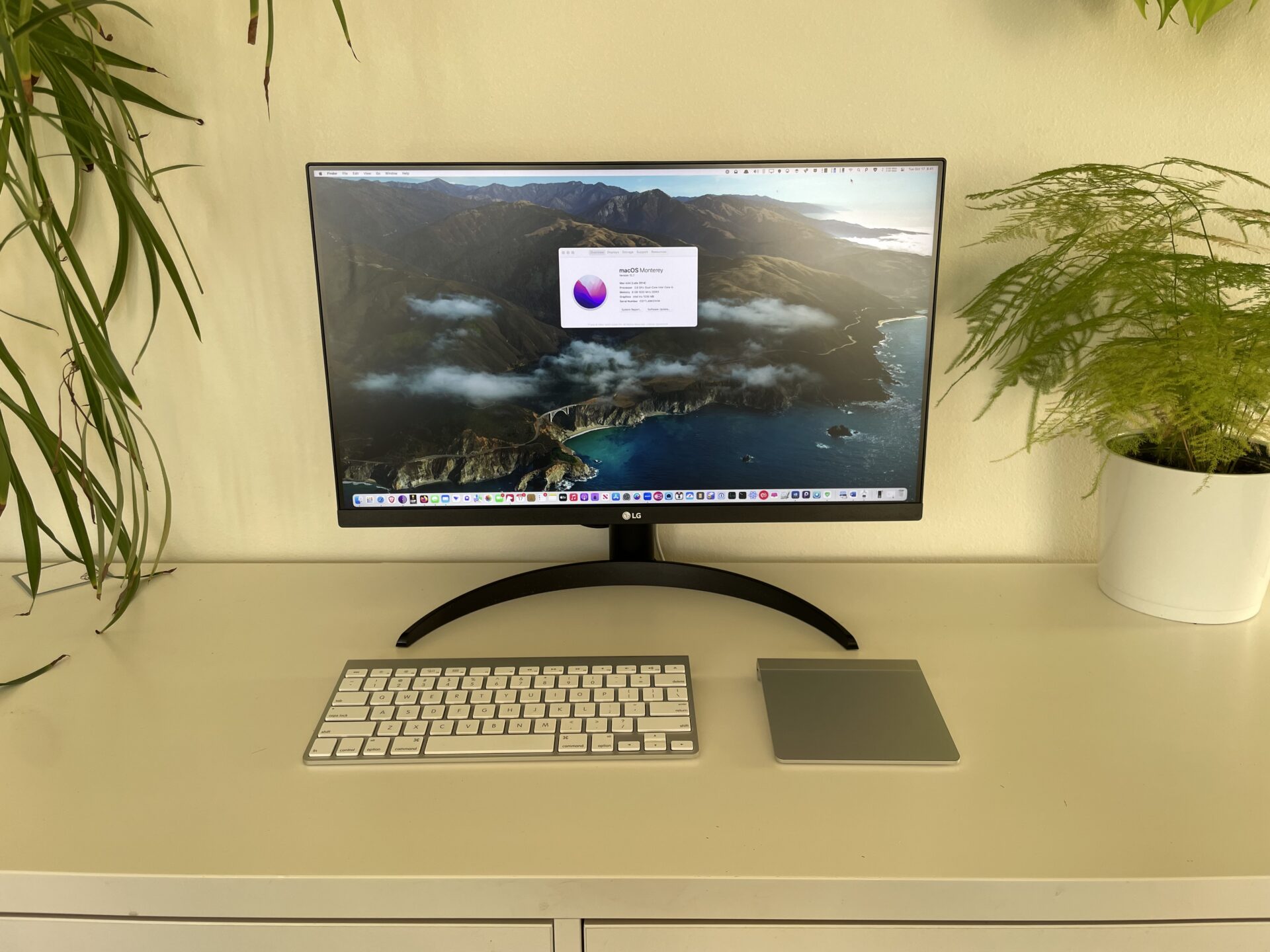 2014 Mac mini w/ IPS QHD Monitor and Peripherals