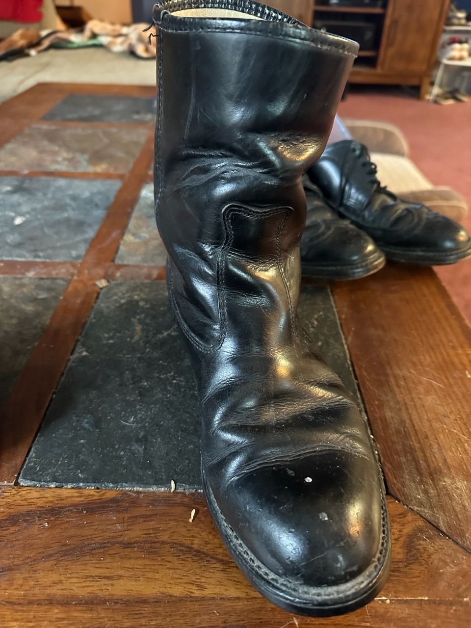 Vintage boots and wing tips – Blue Mountain Networks Classifieds