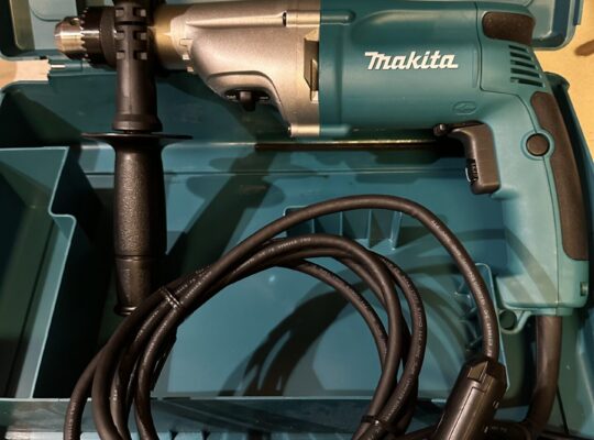 Makita 3/4” hammer drill