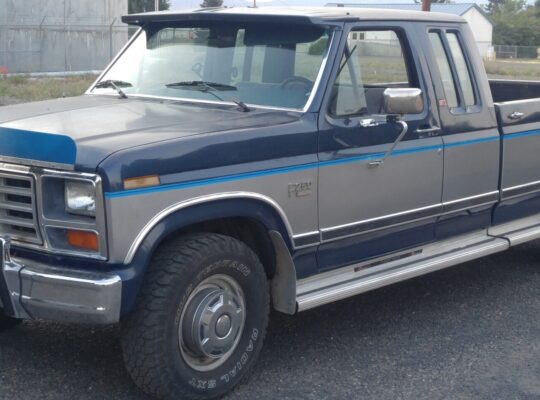 F 250 Two each- 1991 and 1986 both 460 cu