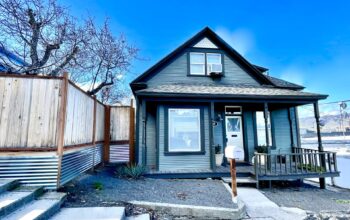 Remodeled 3 bed 3 bath in The Dalles