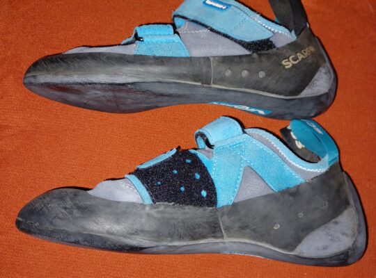Scarpa climbing shoes, new, unisex 39.5, W8,M7