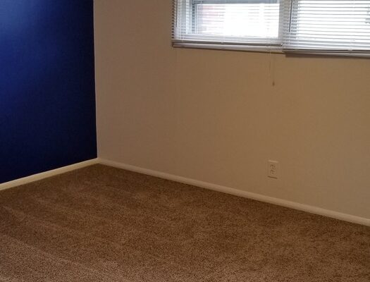 Duplex w/basement for rent