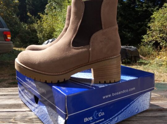 Women’s waterproof boots for sale