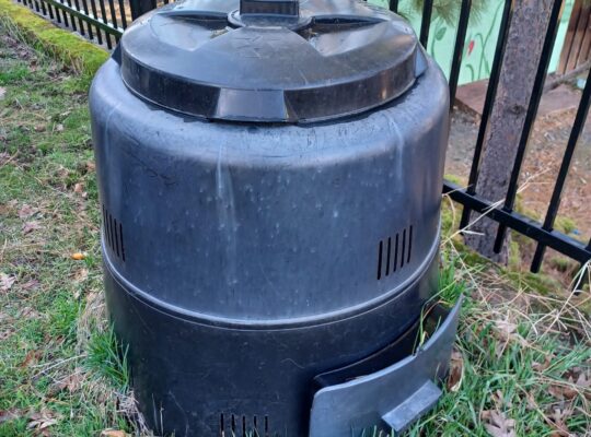 Earth Machine composter