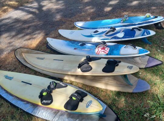 3 awesome windsurfboards w/fins/straps/bags. Nice!