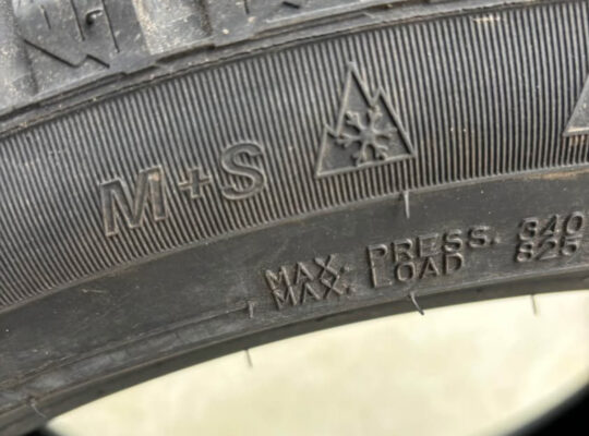 Falken WinterPeak F-Ice Snow Tires