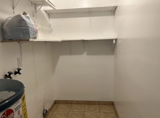 Downtown WS 2bed Apt (RENT)