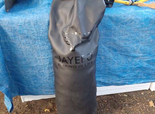 Jayefo boxing, etc HEAVY BAG, excellent!