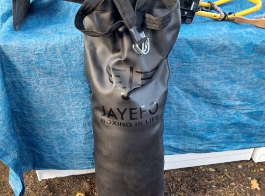 Jayefo boxing, etc HEAVY BAG, excellent!
