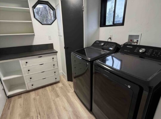 Nice 3 Bed / 1 Bath Home for Rent (Cascade Locks)