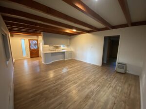 Duplex for rent in great neighborhood