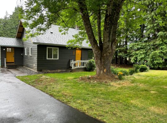 Nice 3 Bed / 1 Bath Home for Rent (Cascade Locks)