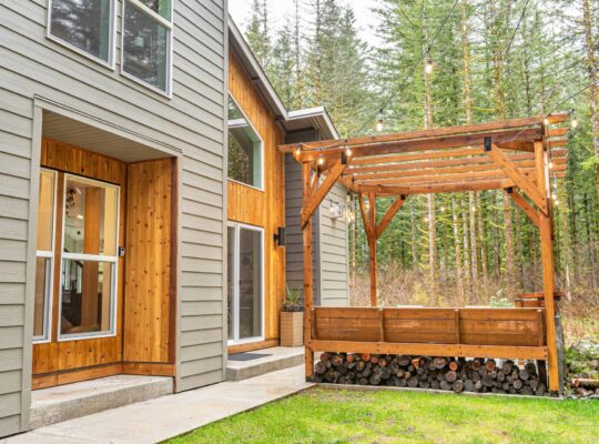 Fully Furnished 2BD/2BA w/ Hot Tub