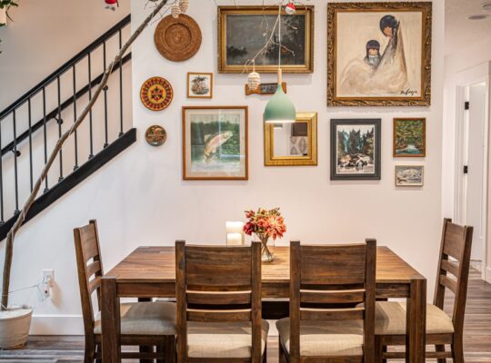 Fully Furnished 2BD/2BA w/ Hot Tub