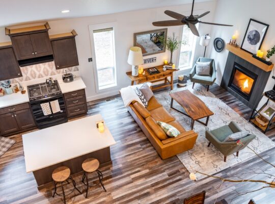 Fully Furnished 2BD/2BA w/ Hot Tub