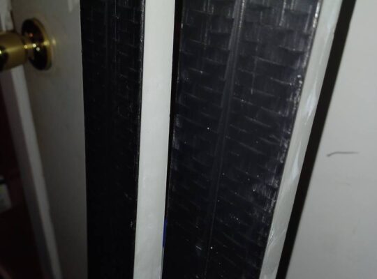 Women’s 9.5 NNN Fischer boots, 180cm Atomic xcskis