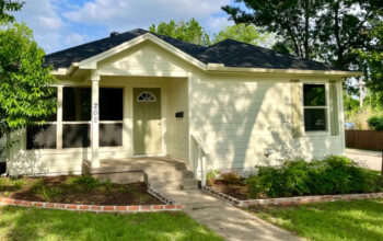 Available 3 bed,2 bath,Single Family Home For Rent