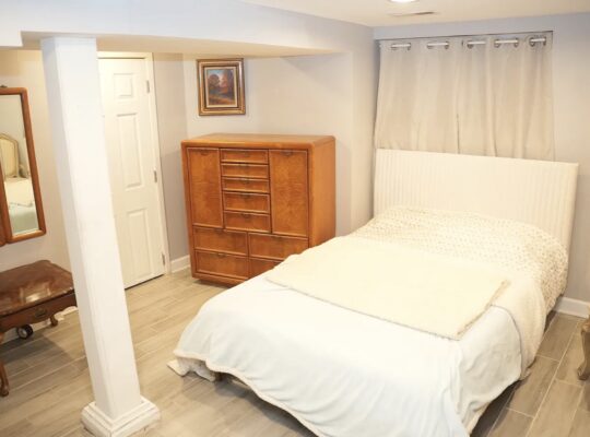 Single family home available now