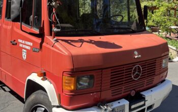 1987 Mercedes-Benz 711 D — $29,800